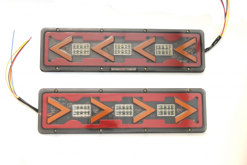 WD-017-12V Грузовые фонари задние 3000К 1800Lm 12V (комплект 2 шт.)