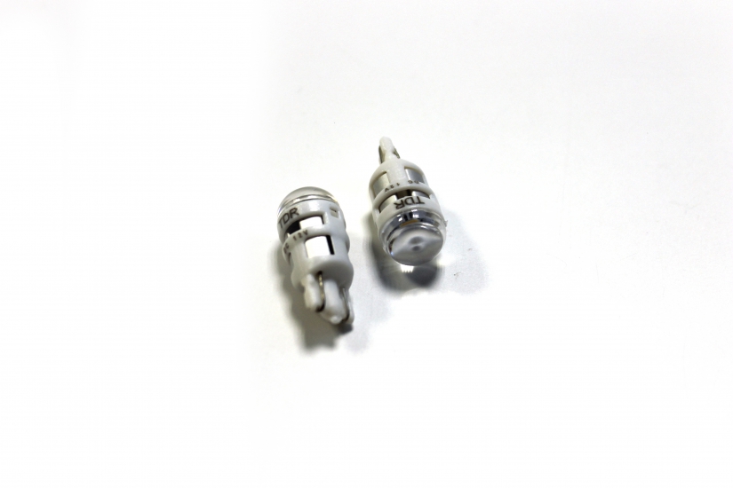 T10-0SR-02B 12V Лампа светодиодная (W5W) w2.1-9.5d белая TDR