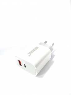 UNN-4-2-04-QCPD Сетевое зарядное устройство 2 USB белый WIIX