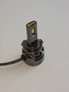 0240477506Комплект светодидных ламп SVS HB3(9005) серии WildLight (4775CSP/11000Lm/6000K/12V/100W/кулер)